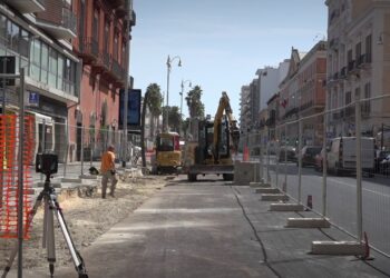 Brt Corso Vittorio Emanuele, Asfalto Rimosso Per La Quarta Volta: “di Nuovo Tanta Polvere E Pochi Clienti” – Video