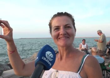 Eclissi Solare, A Bari Tutti Col Naso All’insù Sul Lungomare. Poi La Delusione: “colpa Delle Nuvole” – Video