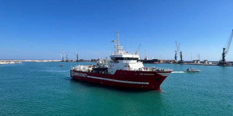 Nave Life Support Emergency