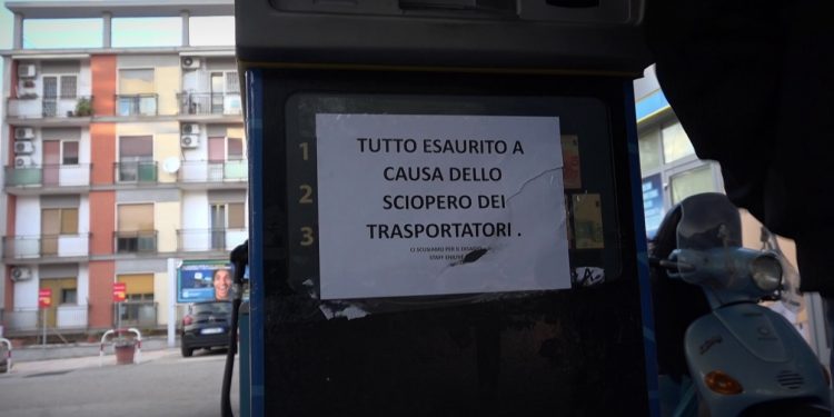 Carburante Esaurito