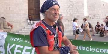 Di Corsa Per 300 Km E Rifiuti Raccolti In Tre Regioni. Roberto Cavallo Chiude A Bari La Keep Clean – Video