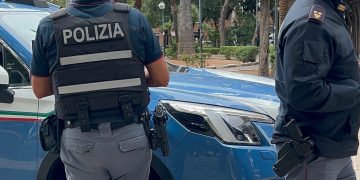 Polizia Bari Piazza Umberto