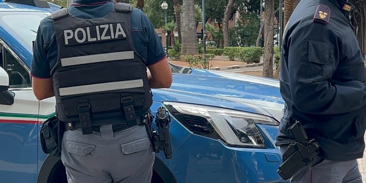 Polizia Bari Piazza Umberto