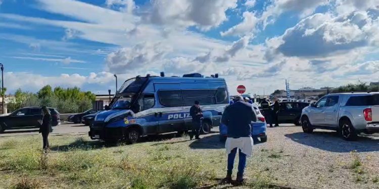 Polizia Protesta Tir