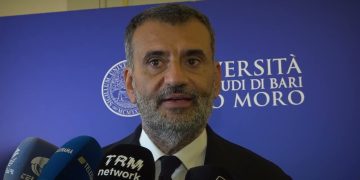 Uniba, Inaugurato L’anno Accademico: La Cerimonia Al Petruzzelli. “conoscenze E Occupazione” – Video