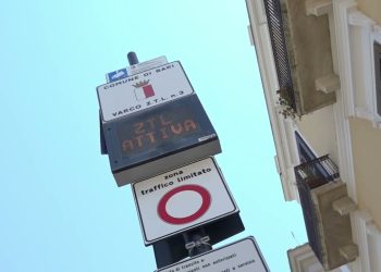 Ztl Bari Vecchia, Raffica Di Multe In 3 Mesi: Residenti Chiedono Sbarre Per Parcheggio Pertinenziale – Video